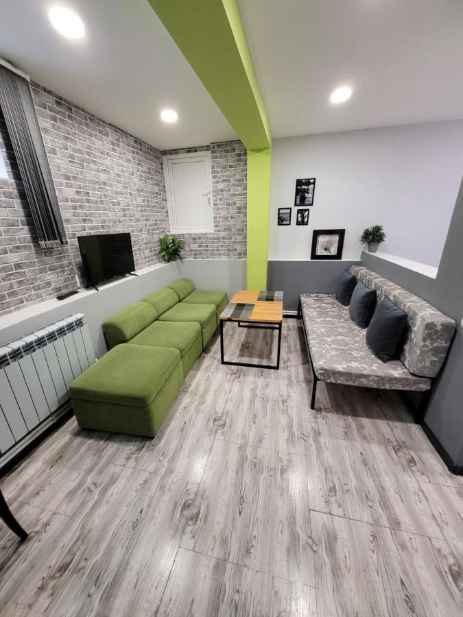 Villa Дом 33 Возле Клиники Астхик à Erévan Extérieur photo